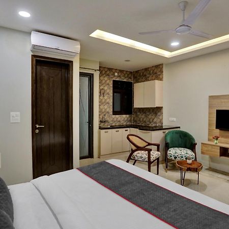 Townhouse Xanthe Hotel โนอิดา ภายนอก รูปภาพ