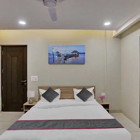 Townhouse Xanthe Hotel โนอิดา ภายนอก รูปภาพ