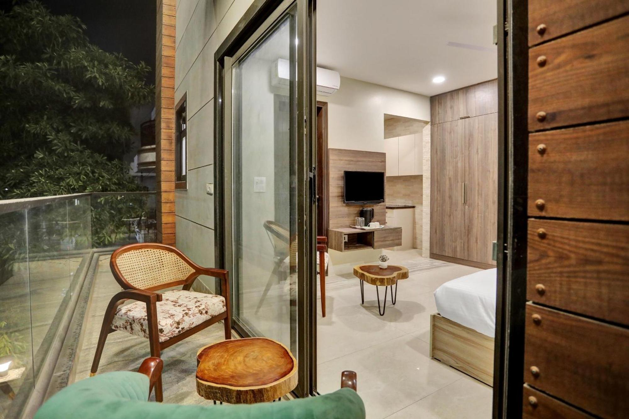 Townhouse Xanthe Hotel โนอิดา ภายนอก รูปภาพ