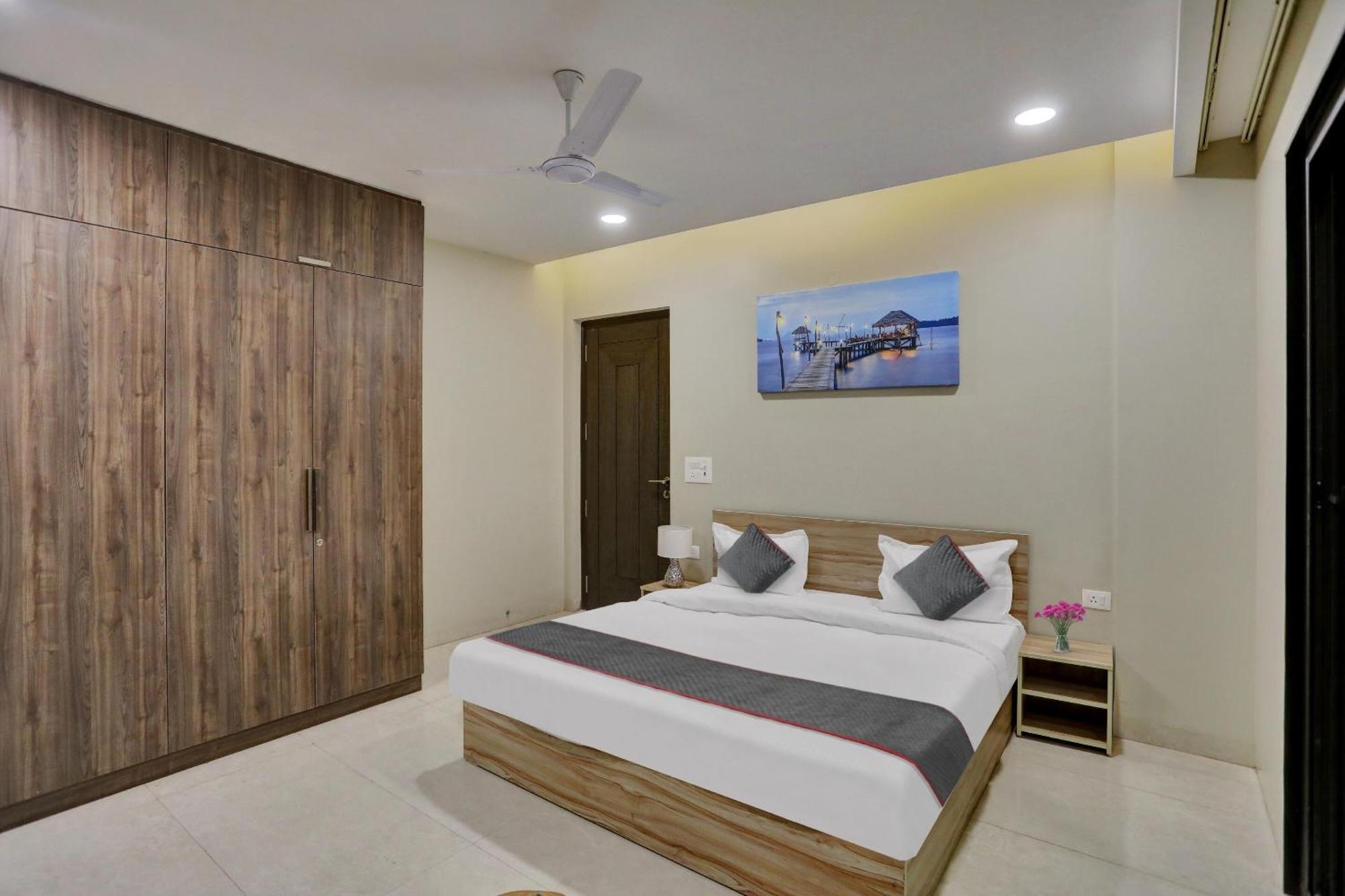 Townhouse Xanthe Hotel โนอิดา ภายนอก รูปภาพ